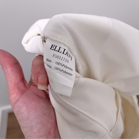 REVOLVE Elliatt Beyond Pant in White Size S - Picture 8 of 11